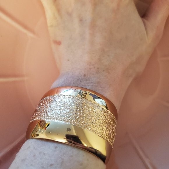 Vintage Copper Wide Cuff Bracelet - Picture 2 of 8